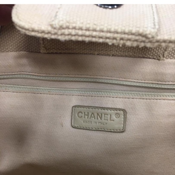 Chanel CC Logo Double chain Canvas Tote - Picture 8 of 16